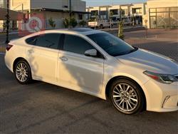 تويوتا أفالون